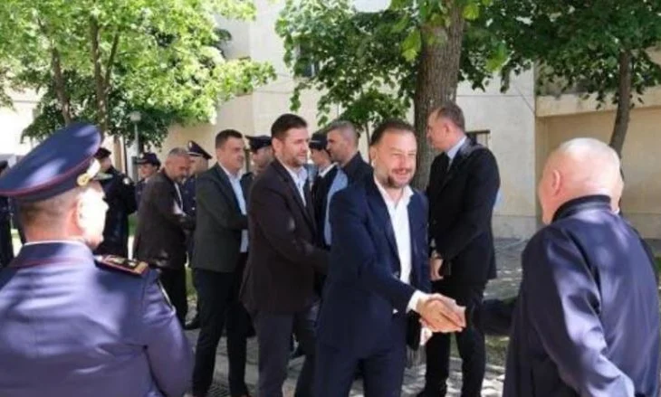 Shalsi sërish në qendër të akuzave, PD kërkon penalizim nga KQZ: Përdori burime shtetërore në fushatë