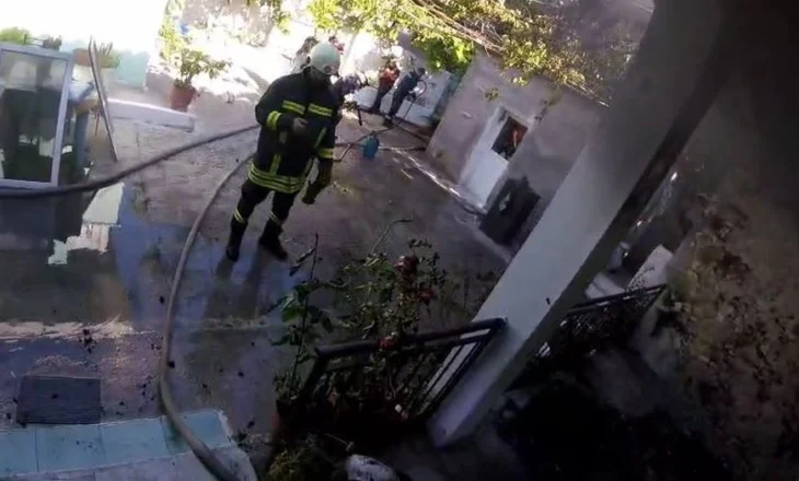 Shkrumbohet nga zjarri një shtëpi në Vlorë, detajet e para