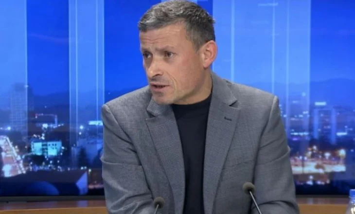 “Shqipëria e bllokuar nga politika e vjetër”, Zekthi: E njëjta klasë politike prej 30 vitesh, PD nuk është më…