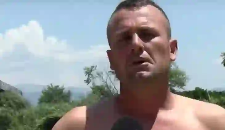 Shqiptari bëhet hero në Greqi, shpëton dy fëmijë që po mbyteshin në lumë