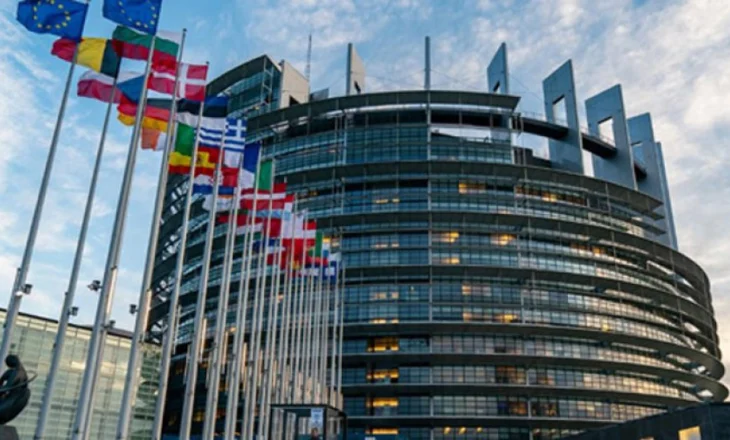 ‘Shuplaka’ e Parlamentit Europian: Jemi të alarmuar për zgjedhjet, korrupsionin, ndërhyrjet në drejtësi dhe lirinë e medias