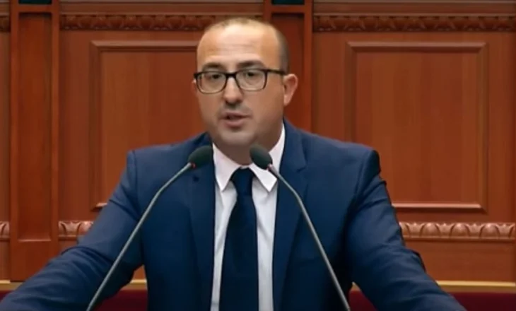 Shyqyr që nuk kam babën gjallë/ Ironia e Korreshit në Kuvend: Kam ardhur të flas për hallet e patronazhistëve, Lushnjen e ka marrë malli për zgjedhjet dhe premtimet