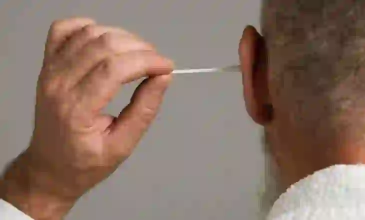 Sistemi i inteligjencës artificiale zbulon sëmundjen e Parkinsonit nga dylli i veshit