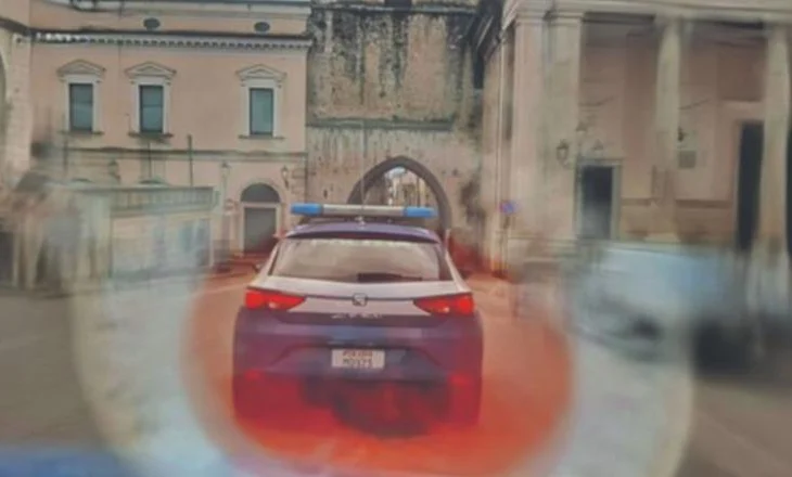 ‘Skifterët’ e maskuar arratisje si nëpër filma, 28-vjeçari shqiptar plagos në përleshje policin në Itali