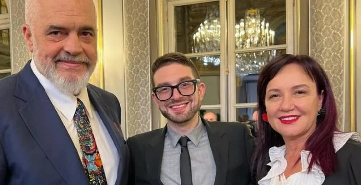 Sorosist jo socialist/ Rama anulon festën e PS për dasmën e Sorosit