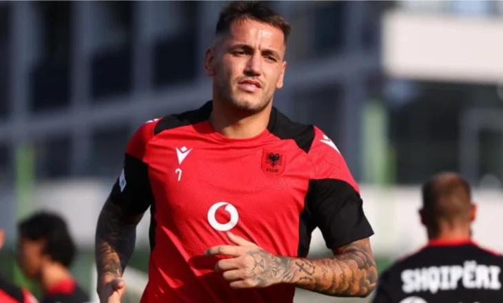 “Sot ndiej një dhimbje të madhe”, humbi penalltinë deçizive me Serbinë, reagon Manaj: Ju kërkoj ndjesë…