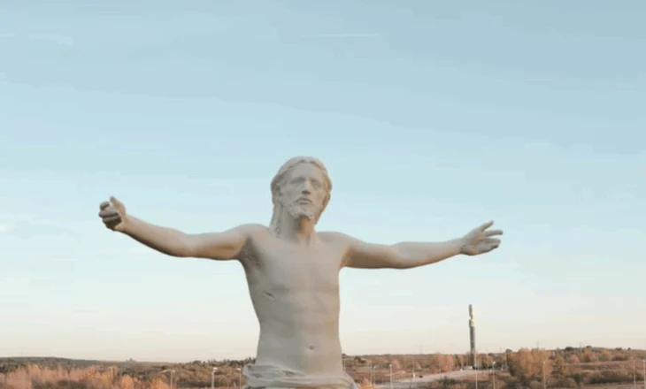 Spanja ‘ndez sherr’ me Brazilin: Do ndërtojmë një statujë të Jezu Krishtit më të madhe se ajo në Rio De Jainero