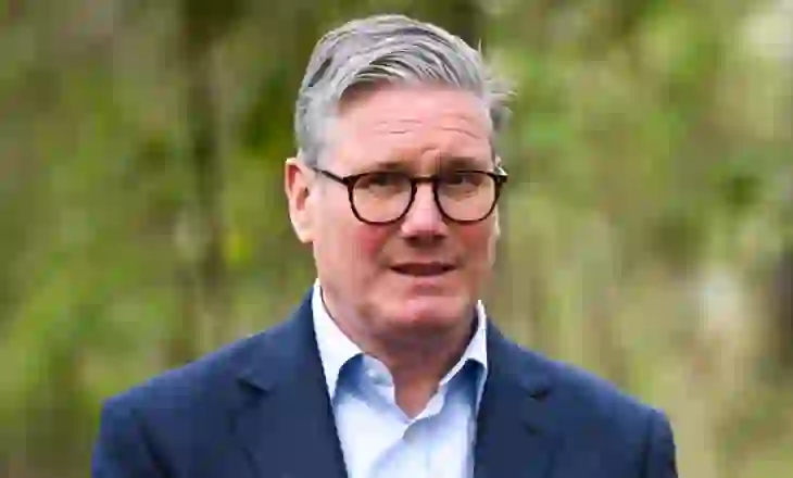 Starmer i bën thirrje Trump-it të tërhiqet nga veprimet ushtarake ndaj Iranit