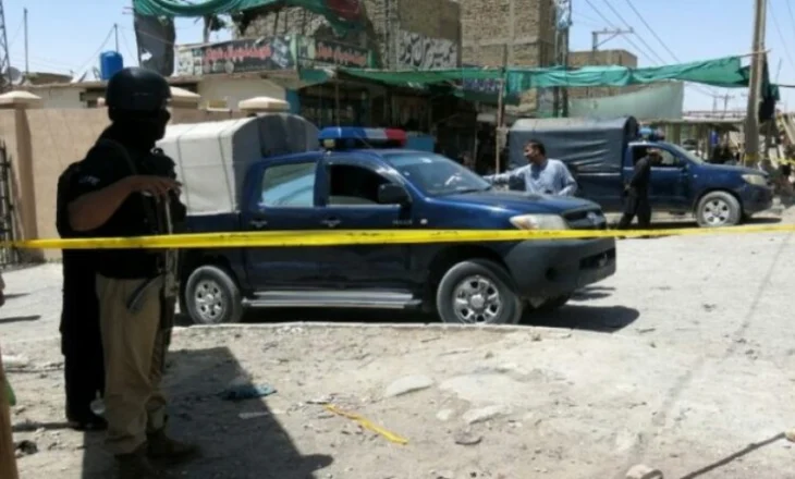 Sulm vetëvrasës në Pakistan, vriten 16 ushtarë dhe 29 të plagosur