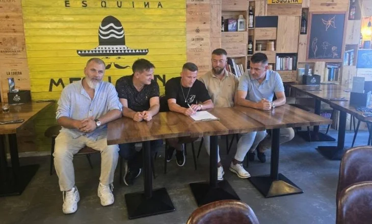 Taulant Xhaka i befason të gjithë, i rikthehet futbollit të luajtur. Ja ku firmosi ish-lojtari i Kombëtares, do të jetë edhe trajner
