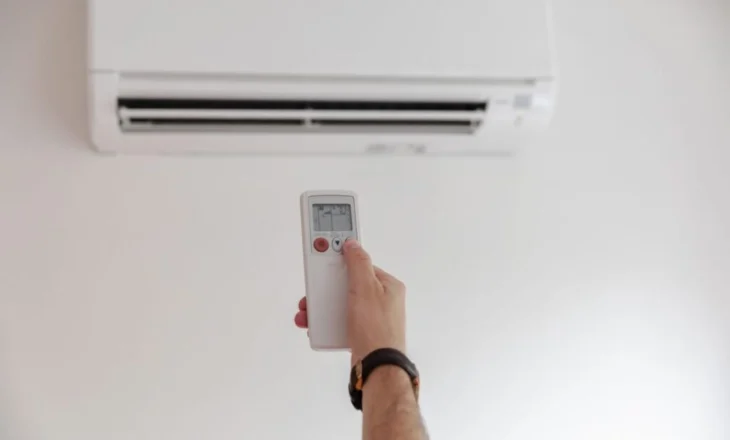 Temperaturat ekstreme në vend! Ja si duhet graduar kondicioneri gjatë ditëve të nxehta