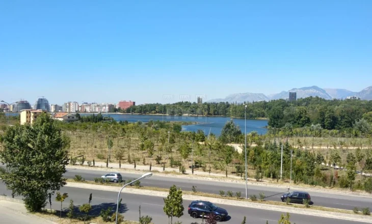 Tenderi i ri/ Bashkia Tiranë gati 1.2 milionë euro për rrugën tek “Liqeni i Thatë”