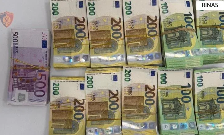 Tentoi të dalë nga Shqipëria me 194 mijë euro të padeklaruara, procedohet 45-vjeçari izraelit