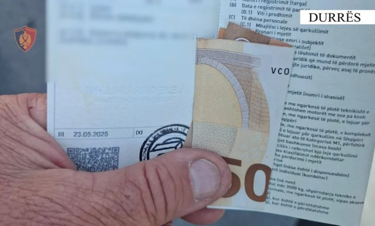 Tentoi të korruptojë policin me 50 euro, arrestohet 20-vjeçari në Durrës