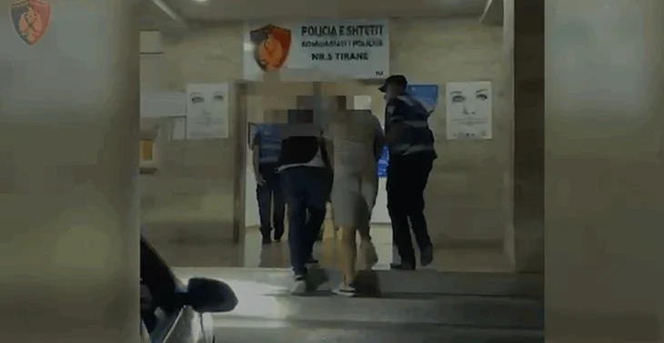 Trafik droge me makina luksoze/ Arrestohen 5 të rinj në Tiranë, mes tyre dy vëllezër