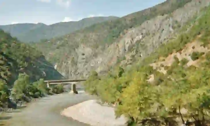 Tragjike/ Mbytet në lumin Shkumbin një 6-vjeçar