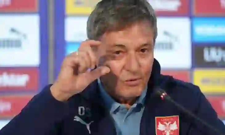Trajneri i Serbisë shpërthen në konferencë, sulmon lojtarët para ndeshjes me Shqipërinë: Jap dorëheqjen menjëherë nëse…