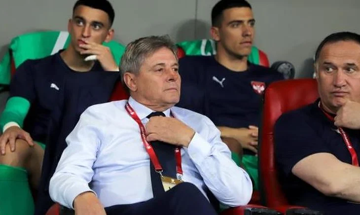 Trajneri serb: Përgëzoj tifozët shqiptarë, atmosferë fantastike që do doja ta kishim edhe ne