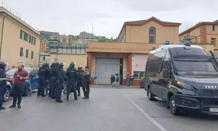 Trazira në burgun e Xhenovës! Dhjetëra të burgosur dalin jashtë qelive, dy oficerë të plagosur