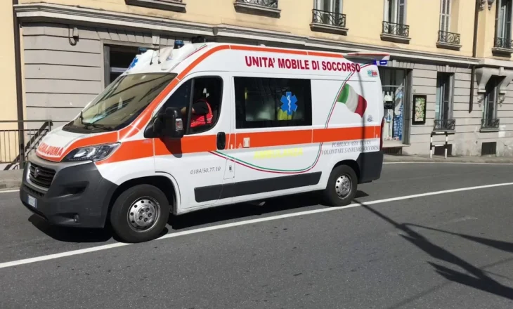 Tronditëse! 16-vjeçari shqiptar plagoset me thikë në Itali, hetimet zbulojnë pistat e para