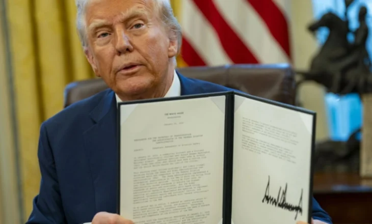 Trump nënshkruan urdhra për mbrojtjen ajrore, dronët dhe taksitë ajrore elektrike