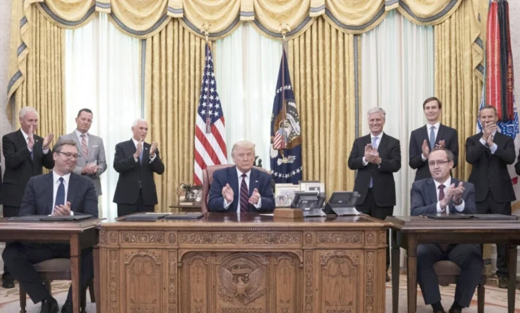 Trump po sinjalizon rikthimin në dialogun Kosovë-Serbi, pse synimi i vërtetë i tij lidhet me BE-në