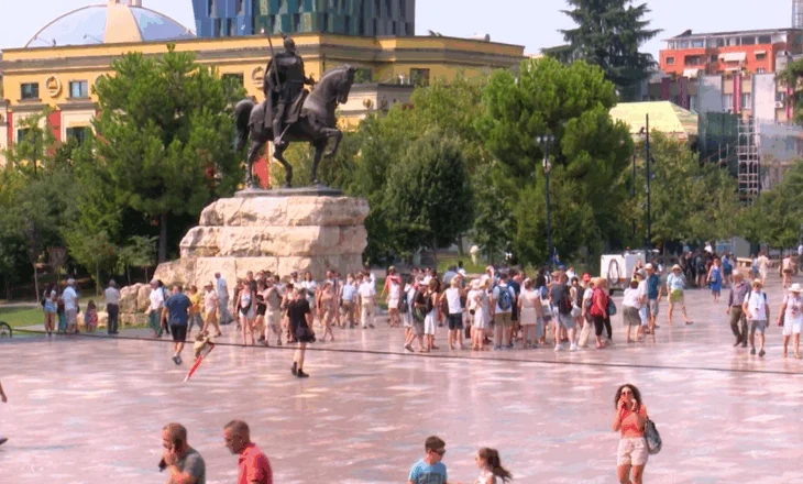 Turizmi në rritje: Mbi 1.6 milionë hyrje në Shqipëri gjatë majit 2025