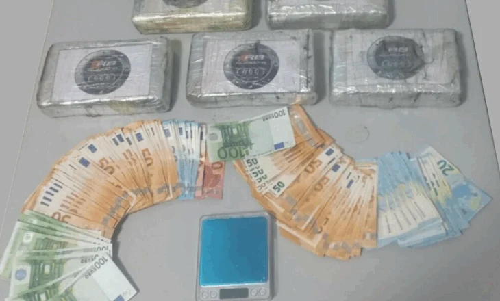 U kap me drogë dhe mijëra euro në makinë, arrestohet 31-vjeçari shqiptar