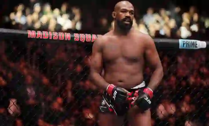 UFC, Dana White jep lajmin surprizë: Kampioni i dyfishtë i botës njofton tërheqjen nga sporti