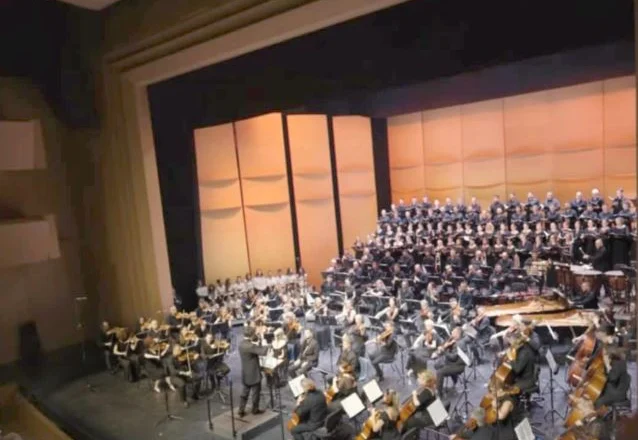 Vepra “Carmina Burana” më shumë se 200 artistë në skenë, artistëve të TKOB iu bashkohet dhe Kori i Operës së Kosovës