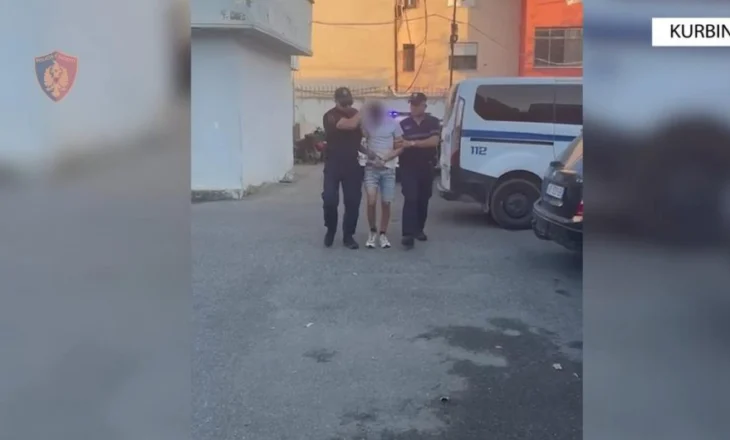 VIDEO/ Kapet ‘skifteri’ në Laç, 26-vjeçari arrestohet teksa tentonte të shiste sendet e vjedhura në një qytet tjetër