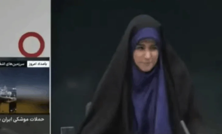 VIDEO / Momenti kur Izraeli bombardon Televizionin Shtetëror Iranian gjatë transmetimit direkt