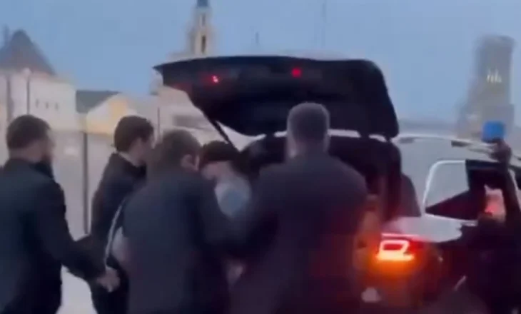 VIDEO/ Postoi komente negative për Islamin, rrëmbehet në mes të ditës biznesmeni në Moskë