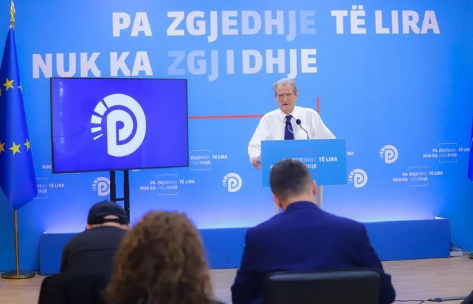 “Vijon lufta e PD për votën e lirë”, Berisha: Sot paraqitëm në PPE, videon që shokoi audiencën! 