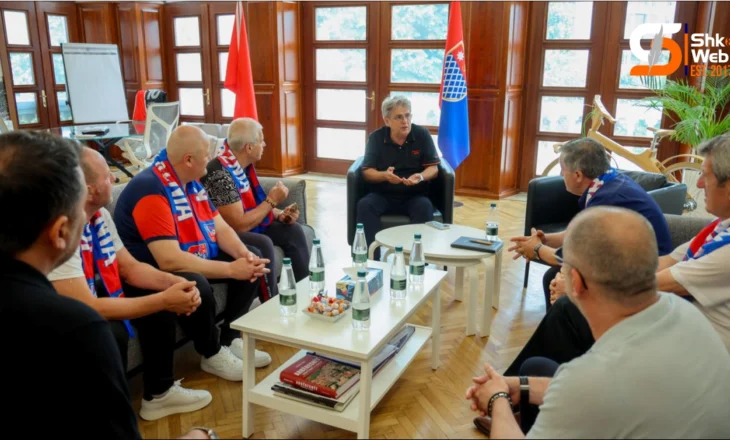 “Vllaznia do luajë në shtëpinë e vet, në ‘Loro Boriçi’”, kryebashkiaku Benet Beci me tifozë kuqeblu…