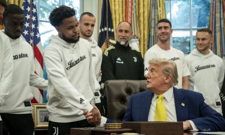 Weah dhe vizita surreale te Trump: “Gjithçka shumë e çuditshme”. McKennie më 2020: “Injorant dhe racist”