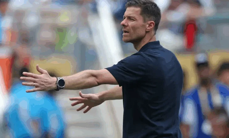 Xabi Alonso: Penalltia ishte e evitueshme, kartoni i kuq na i prishi të gjitha planet