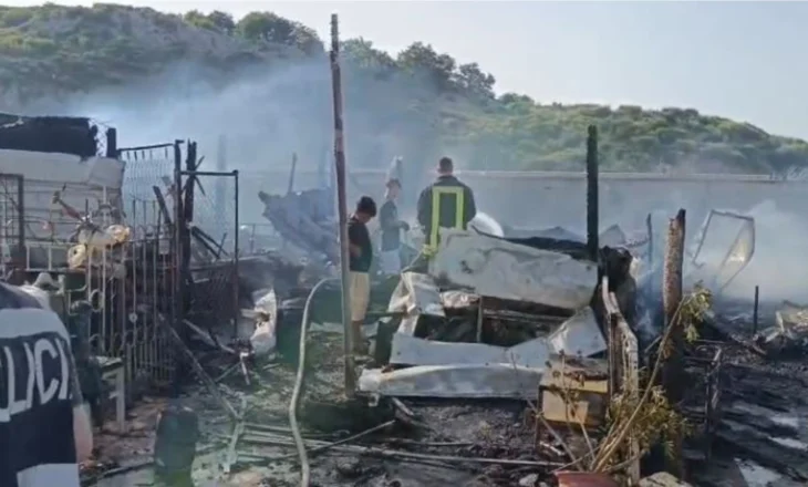 Zjarr në zonën e ish- Fusha e Druve në qytetin e Shkodrës, digjen krejtësisht dy baraka, zjarrëfikëset…
