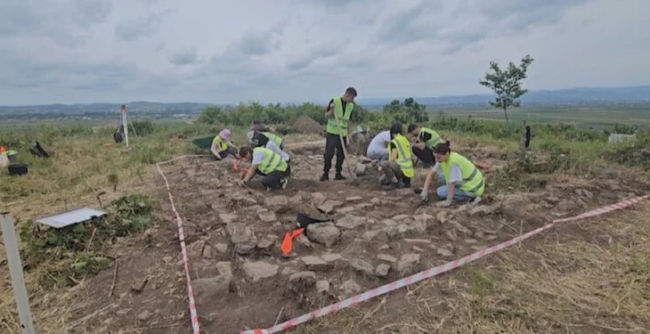 Zona mes Lushnjës dhe Divjakës, një thesar arkeologjik në zbulim
