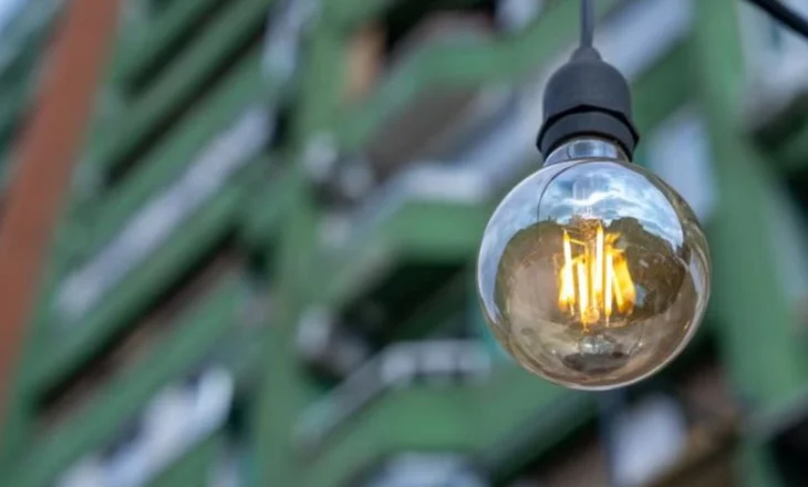ZRRE: Bizneset e mëdha kalojnë në tregun e hapur të energjisë