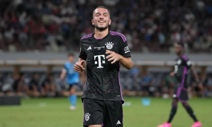 ZYRTARE/ Ibrahimoviçi shqiptar prezantohet te ekipi i ri, do të jetë pjesë e Bundesligës