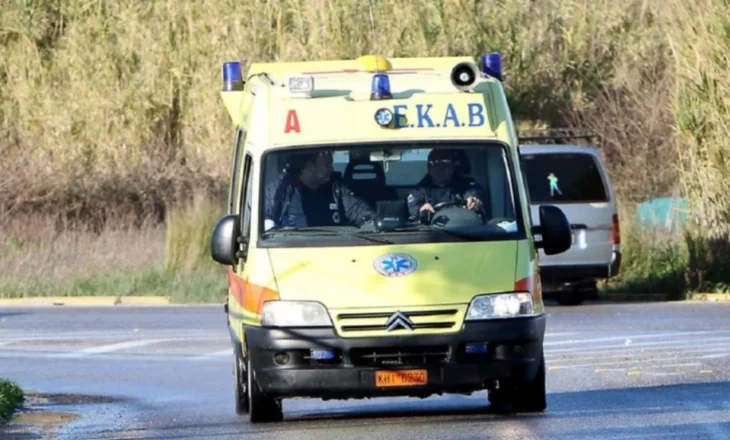 14-vjeçarja shqiptare bie nga një urë 10 metra e lartë në Greqi, ndërron jetë në spital
