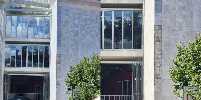 15 milionë euro për një fasadë që bie! Pamje tronditëse, rrëzohen pllakat e Piramidës së Tiranës