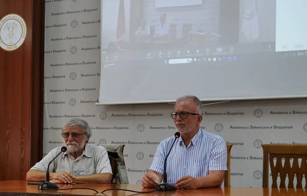 Akademia e Shkencave të Shqipërisë takim shkencor mbi gjuhët e Ballkanit