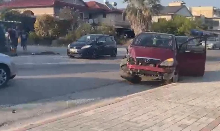 Aksident i rëndë në vend, përplasen dy automjete, raportohet për të lënduar (Detaje)