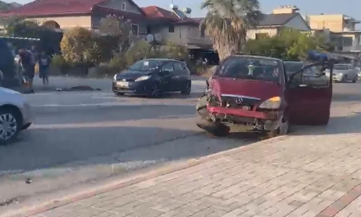 Aksident në aksin Elbasan-Peqin, përplasen dy automjete, lëndohen shoferët