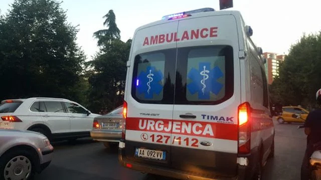 Aksident në punë! Përmbyset mjeti bujqësor në Divjakë, humb jetën 62-vjeçari