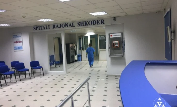 Aksident në Shkodër, shoferi i makinës përplas të moshuarin me biçikletë