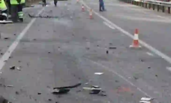 Aksidenti i rëndë në Dibër/ Përfundoi në humnerë bashkë me automjetin, ndërron jetë rrugës drejt Traumës shoferi