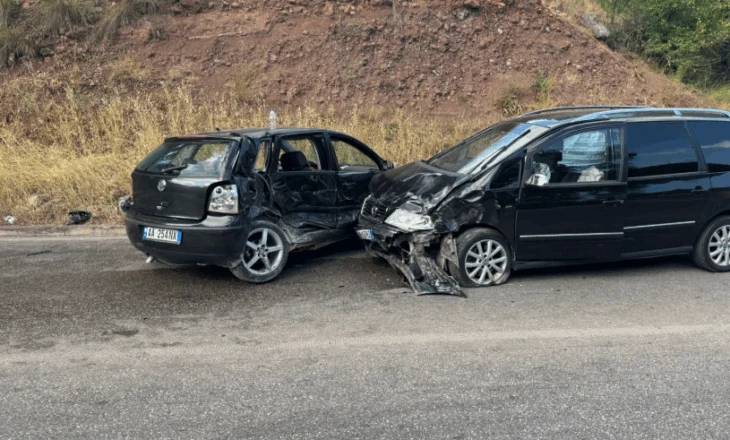 Aksidenti në aksin Librazhd-Prrenjas, 15-vjeçari transportohet te Trauma në Tiranë